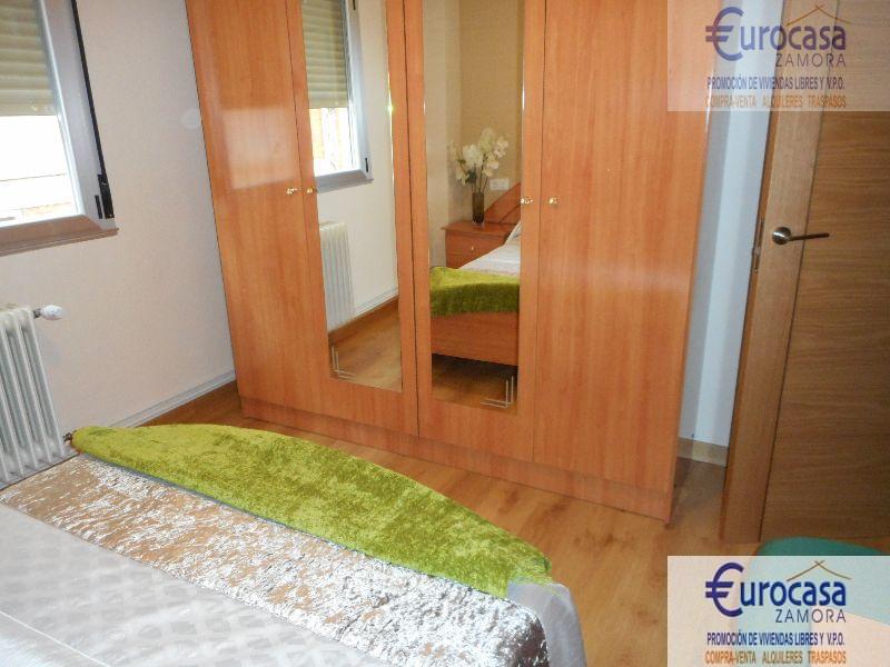 For sale of flat in Zamora