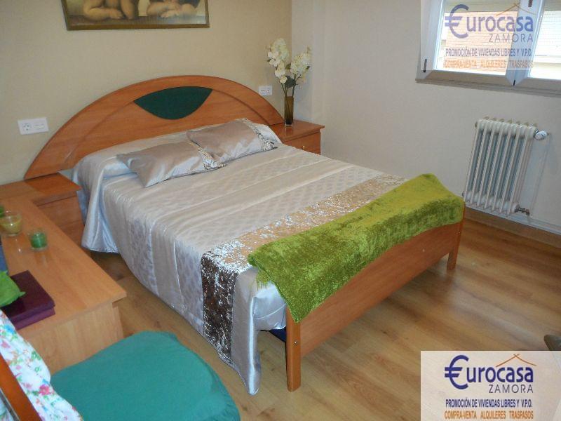 For sale of flat in Zamora