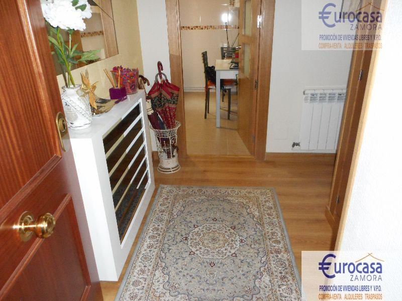 For sale of flat in Zamora