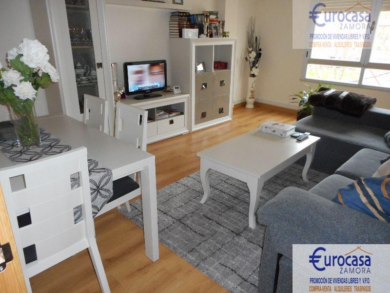For sale of flat in Zamora