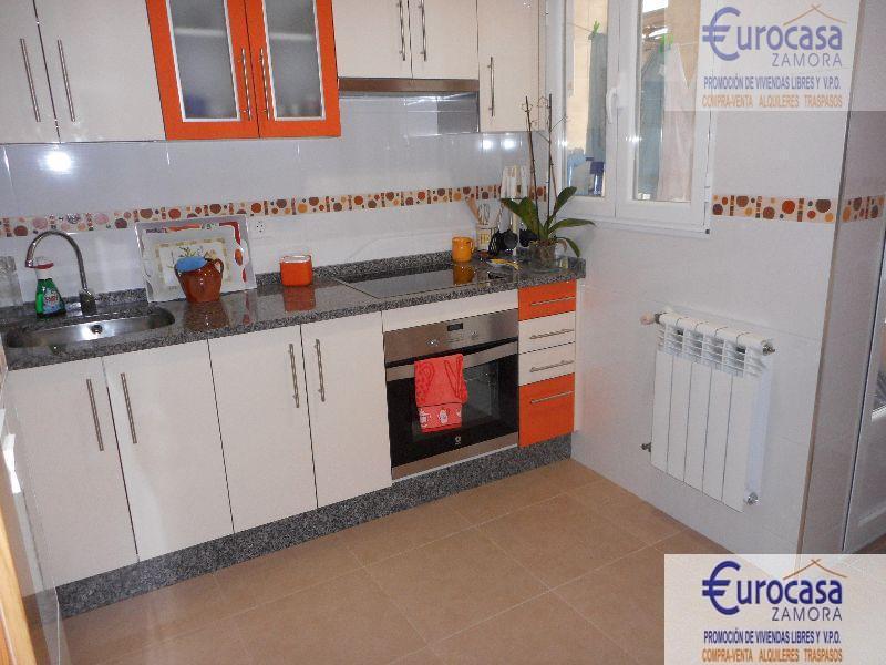 For sale of flat in Zamora