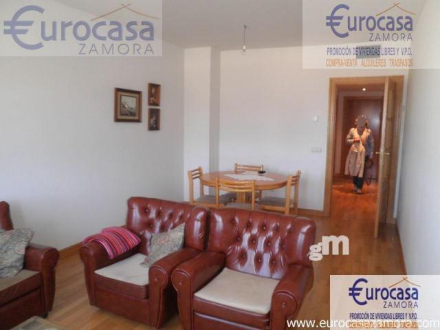 For sale of flat in Zamora