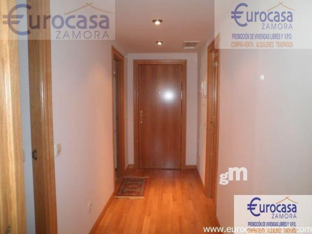 For sale of flat in Zamora