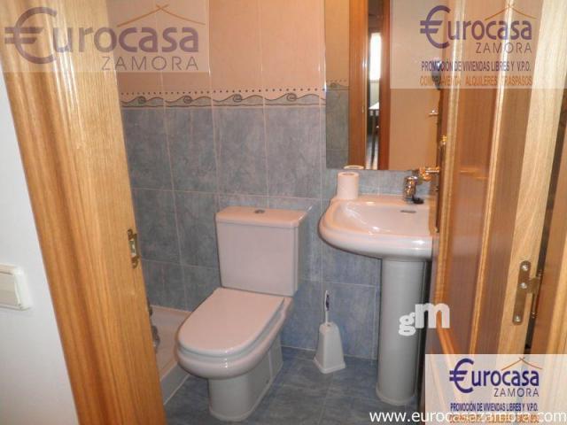 For sale of flat in Zamora