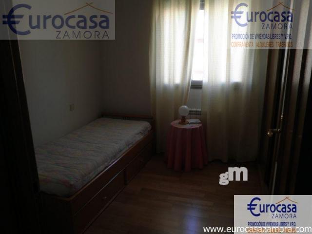 For sale of flat in Zamora