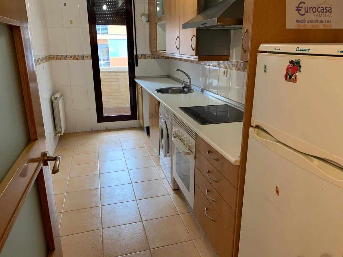 For sale of flat in Zamora