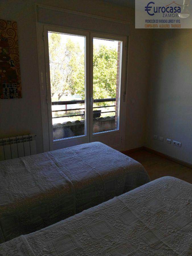 Venta de chalet en Villaralbo