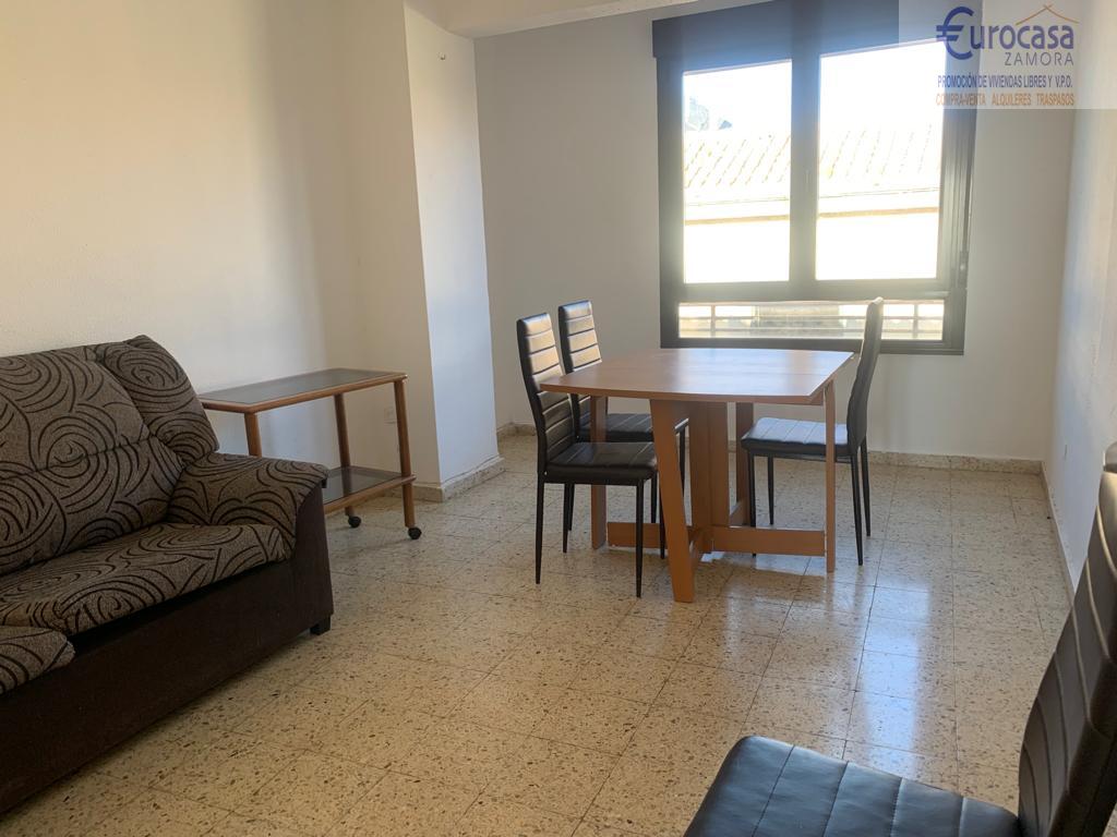 Piso en alquiler en Centro de Zamora, Zamora