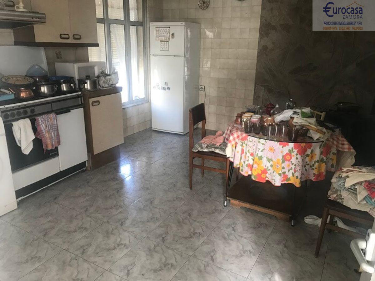 Venta de casa en Montamarta