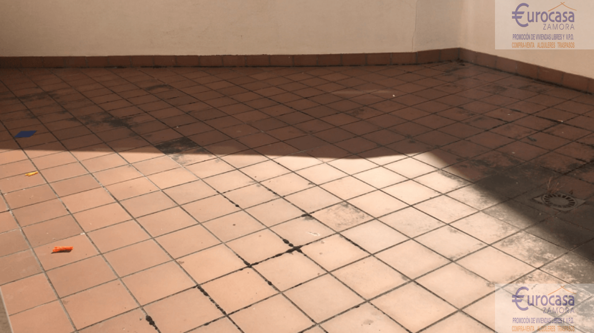 Venta de piso en Morales del Vino Venta de piso en Morales del Vino