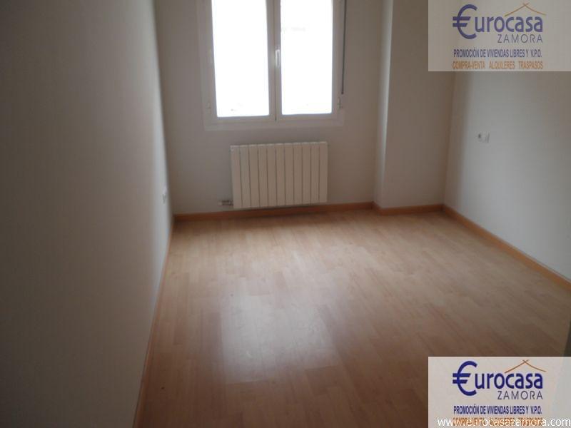 Venta de piso en Morales del Vino Venta de piso en Morales del Vino