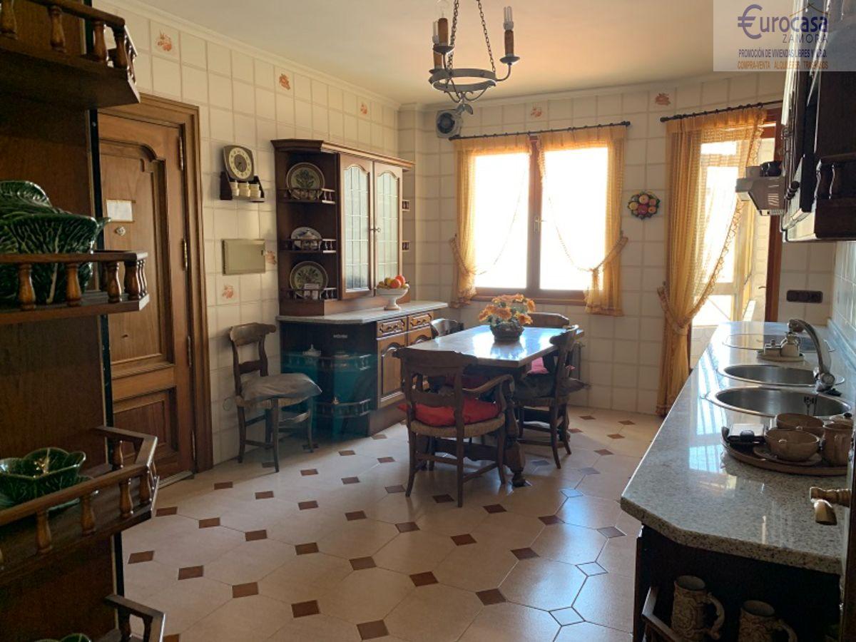 For sale of flat in Zamora