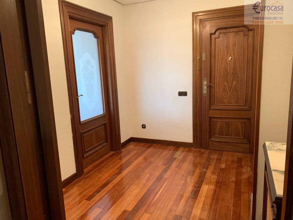 For sale of flat in Zamora