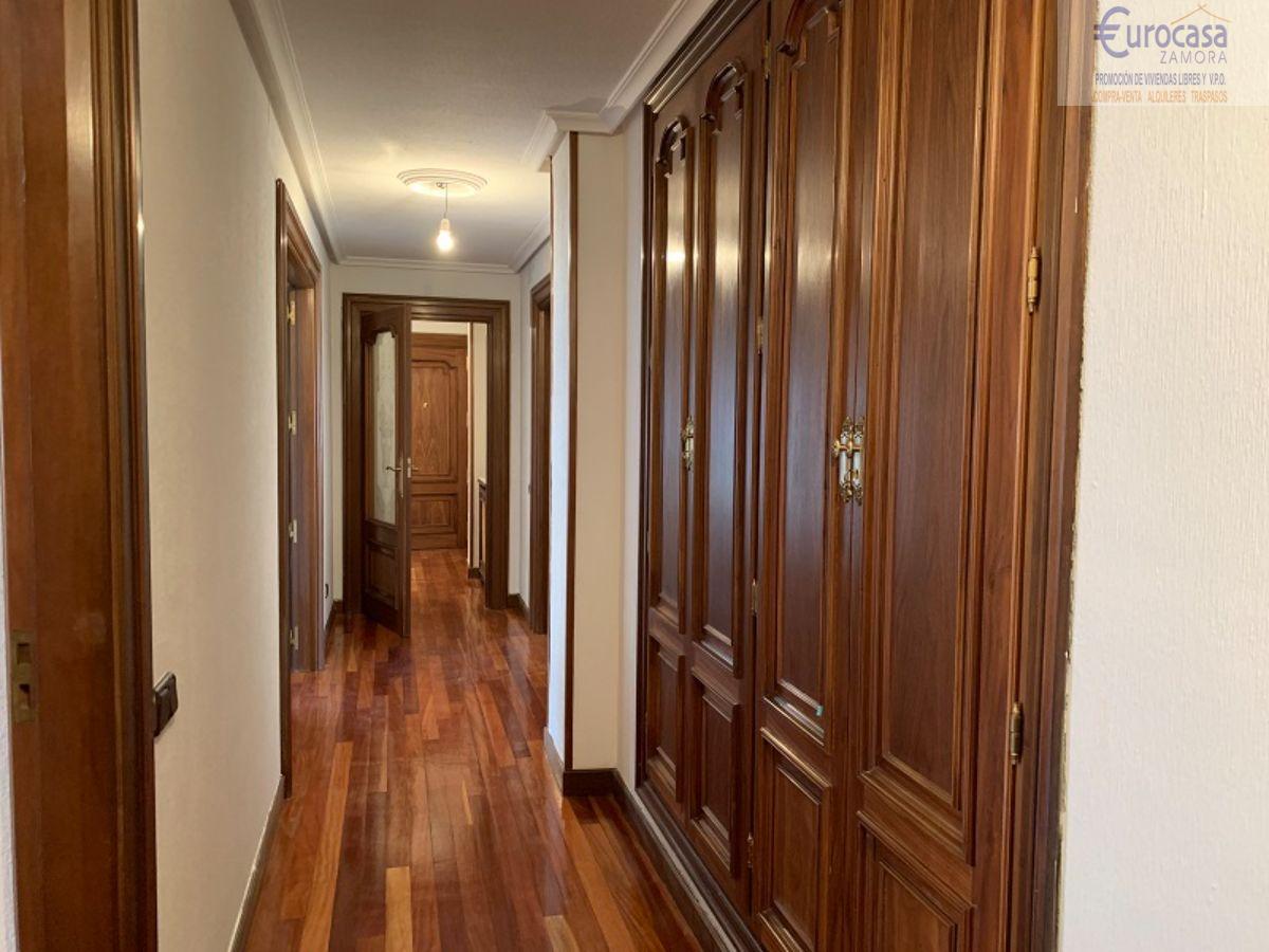 For sale of flat in Zamora