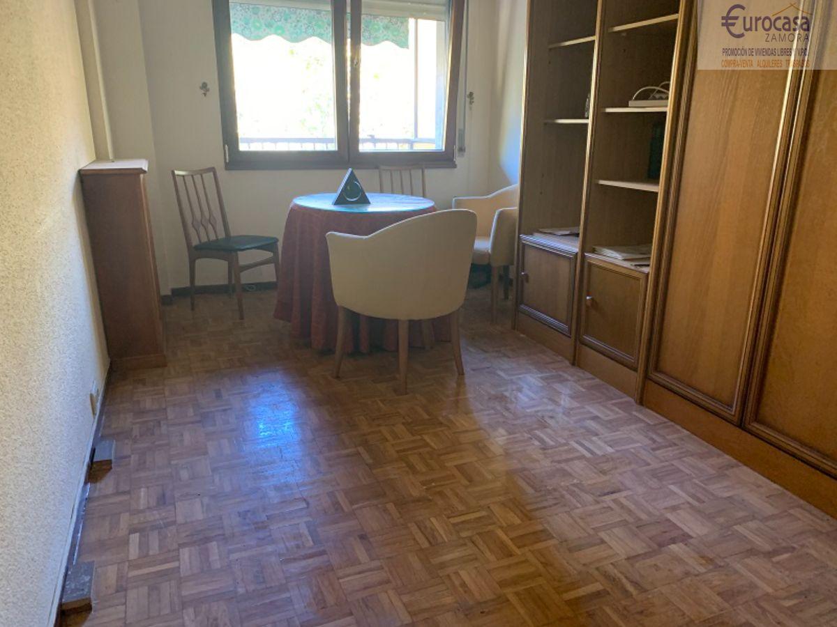 For sale of flat in Zamora