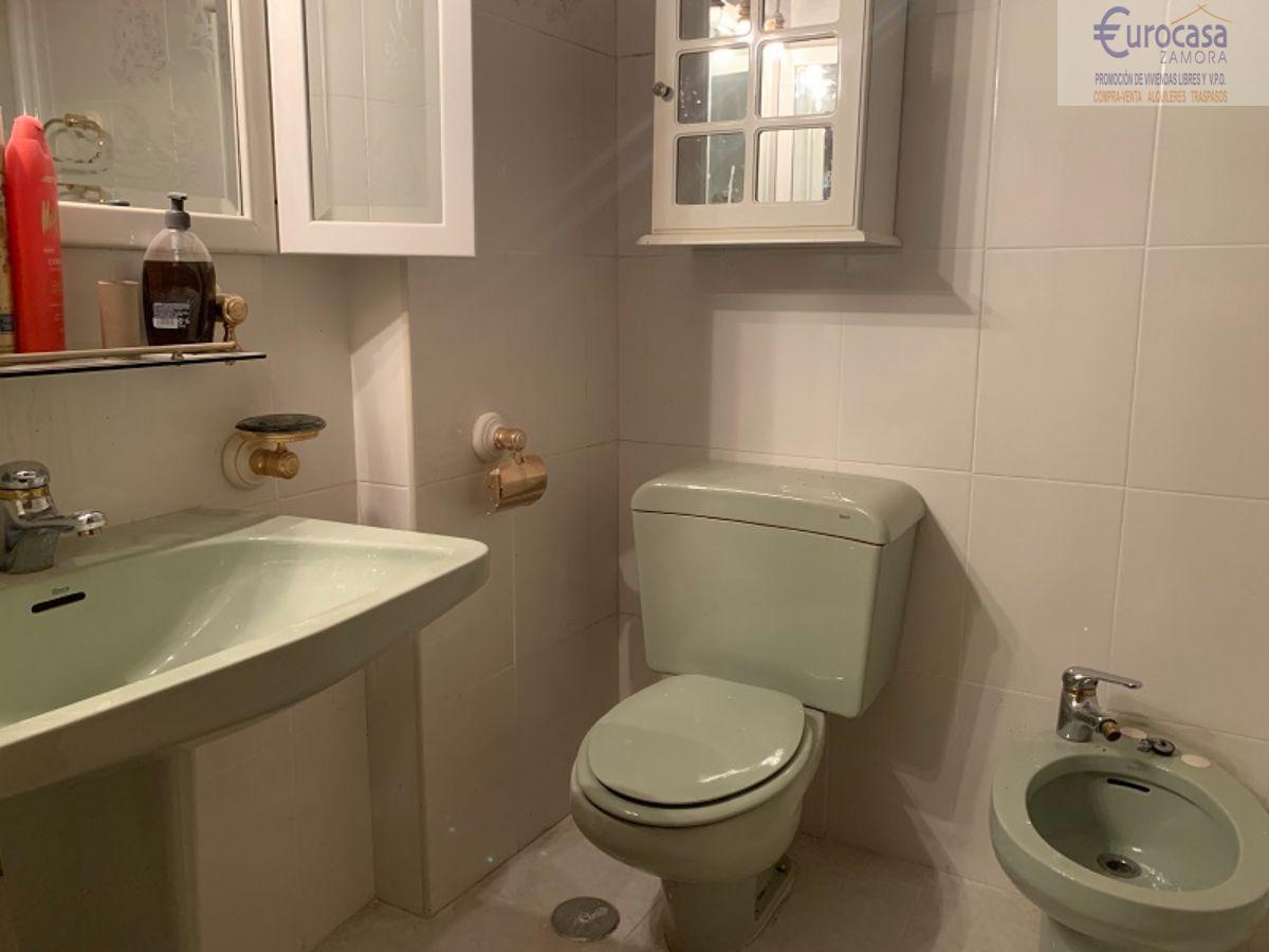 For sale of flat in Zamora
