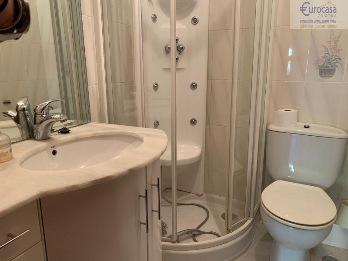 For sale of flat in Zamora