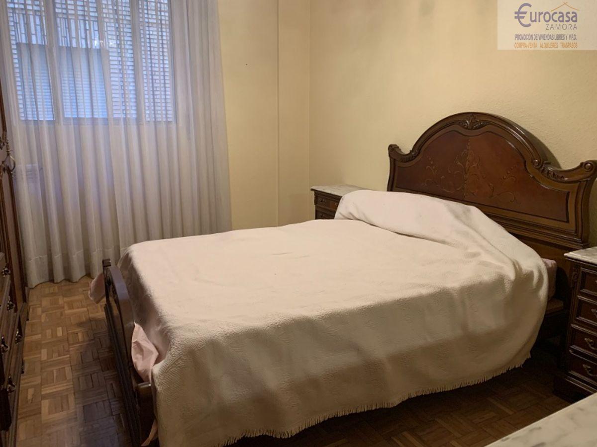 For sale of flat in Zamora
