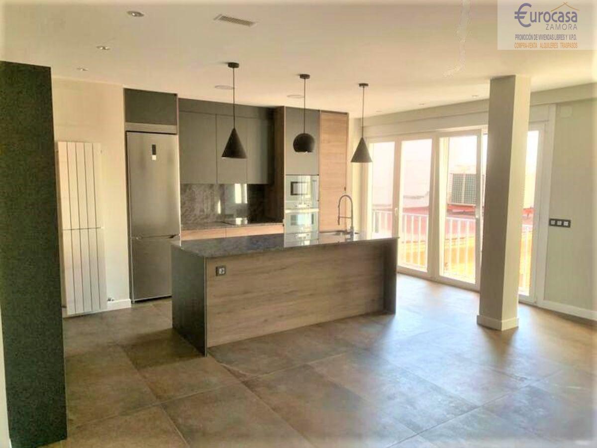 For sale of flat in Zamora