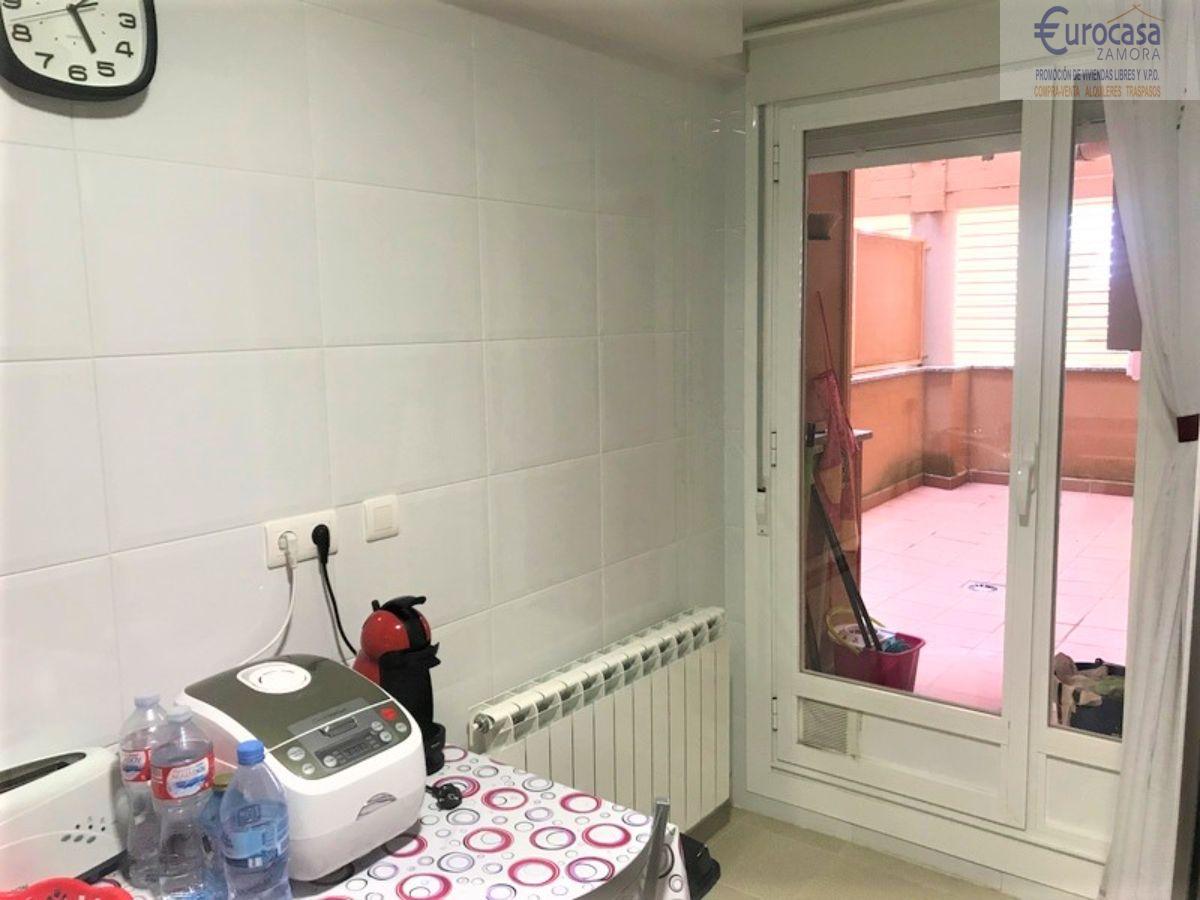 For sale of flat in Zamora