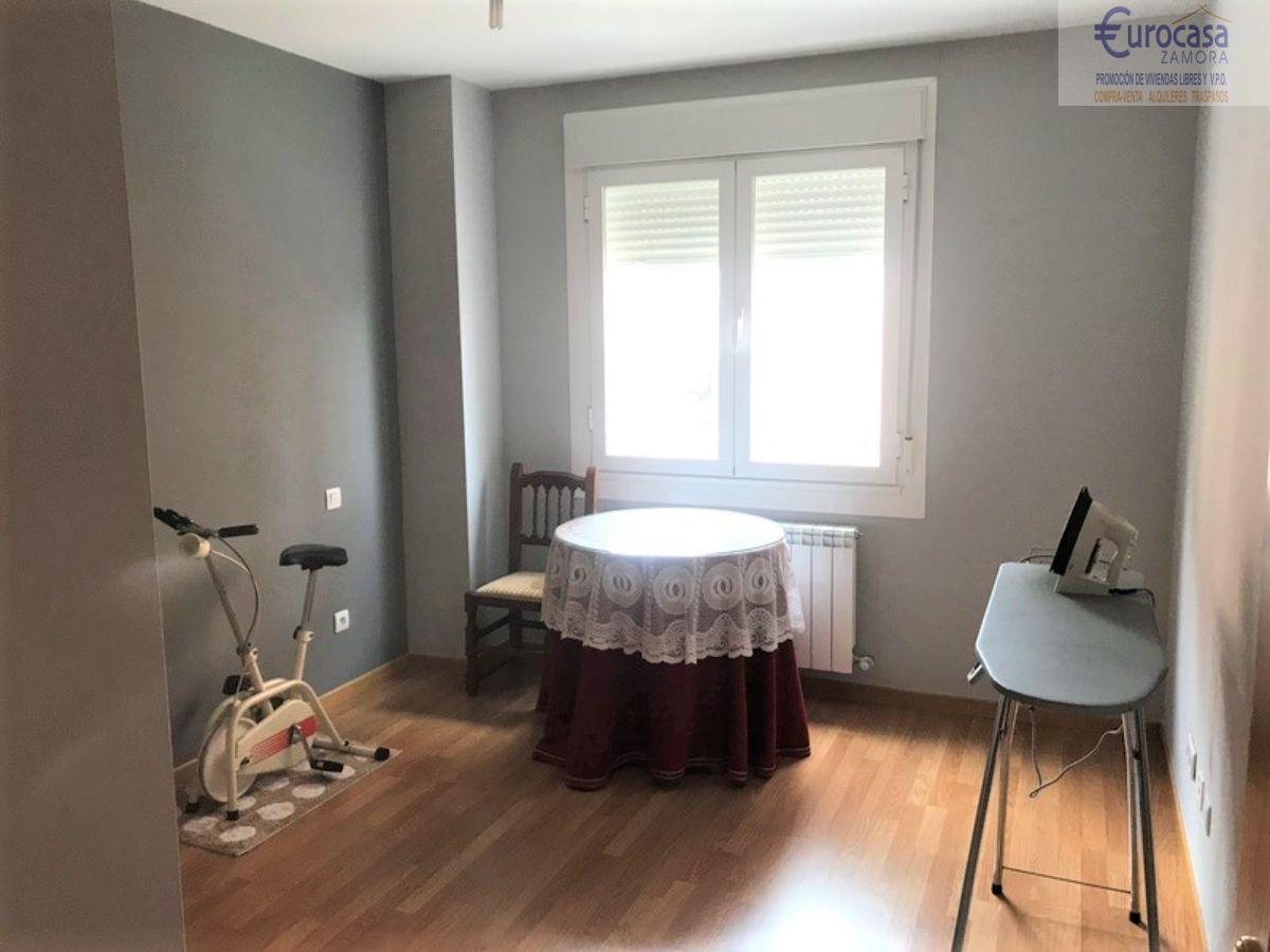 For sale of flat in Zamora