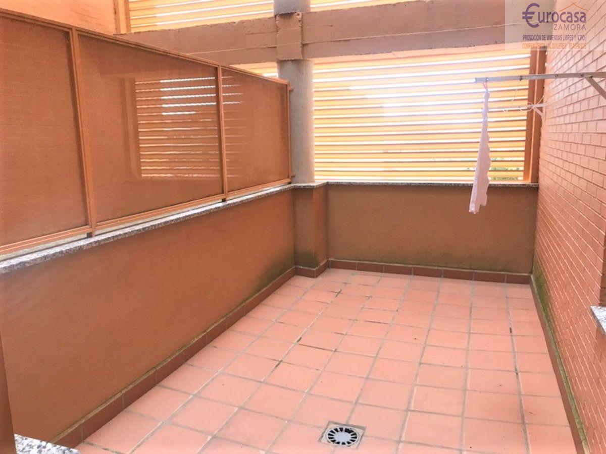 For sale of flat in Zamora