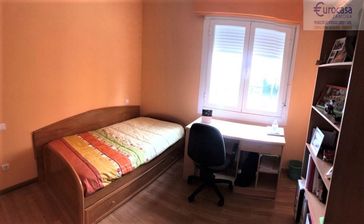 For sale of flat in Zamora