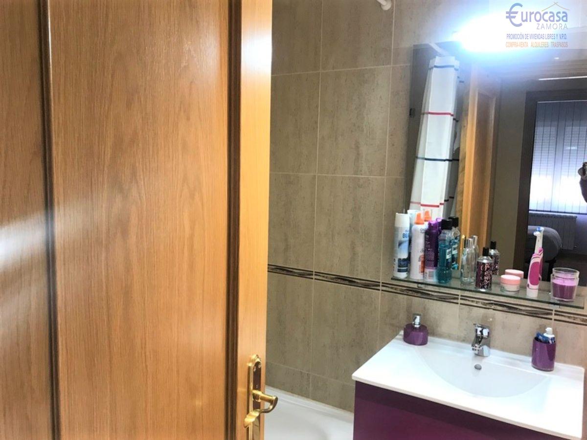 For sale of flat in Zamora