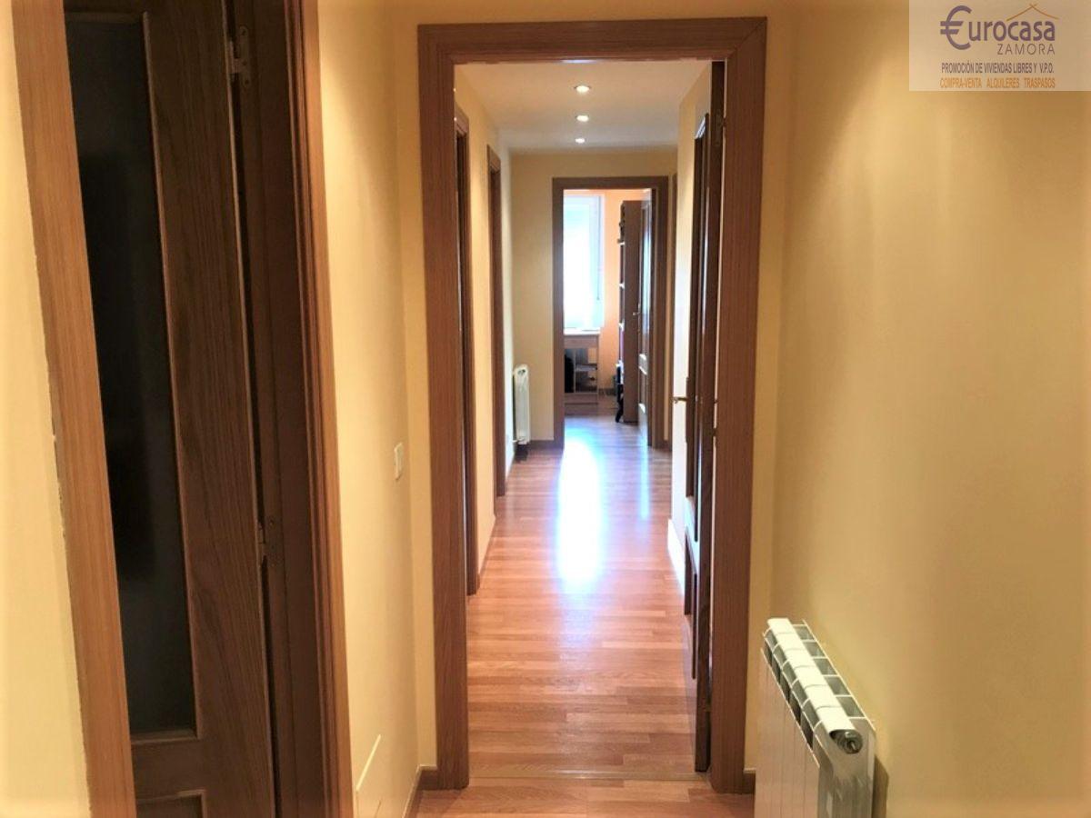 For sale of flat in Zamora