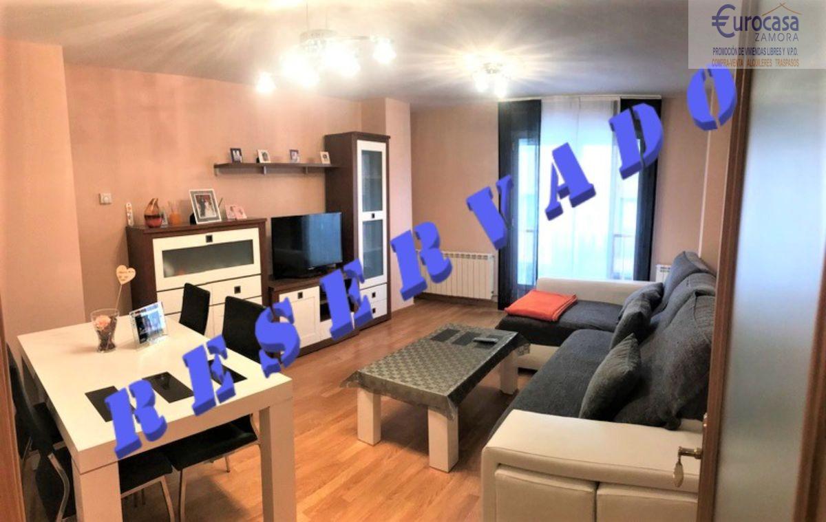For sale of flat in Zamora