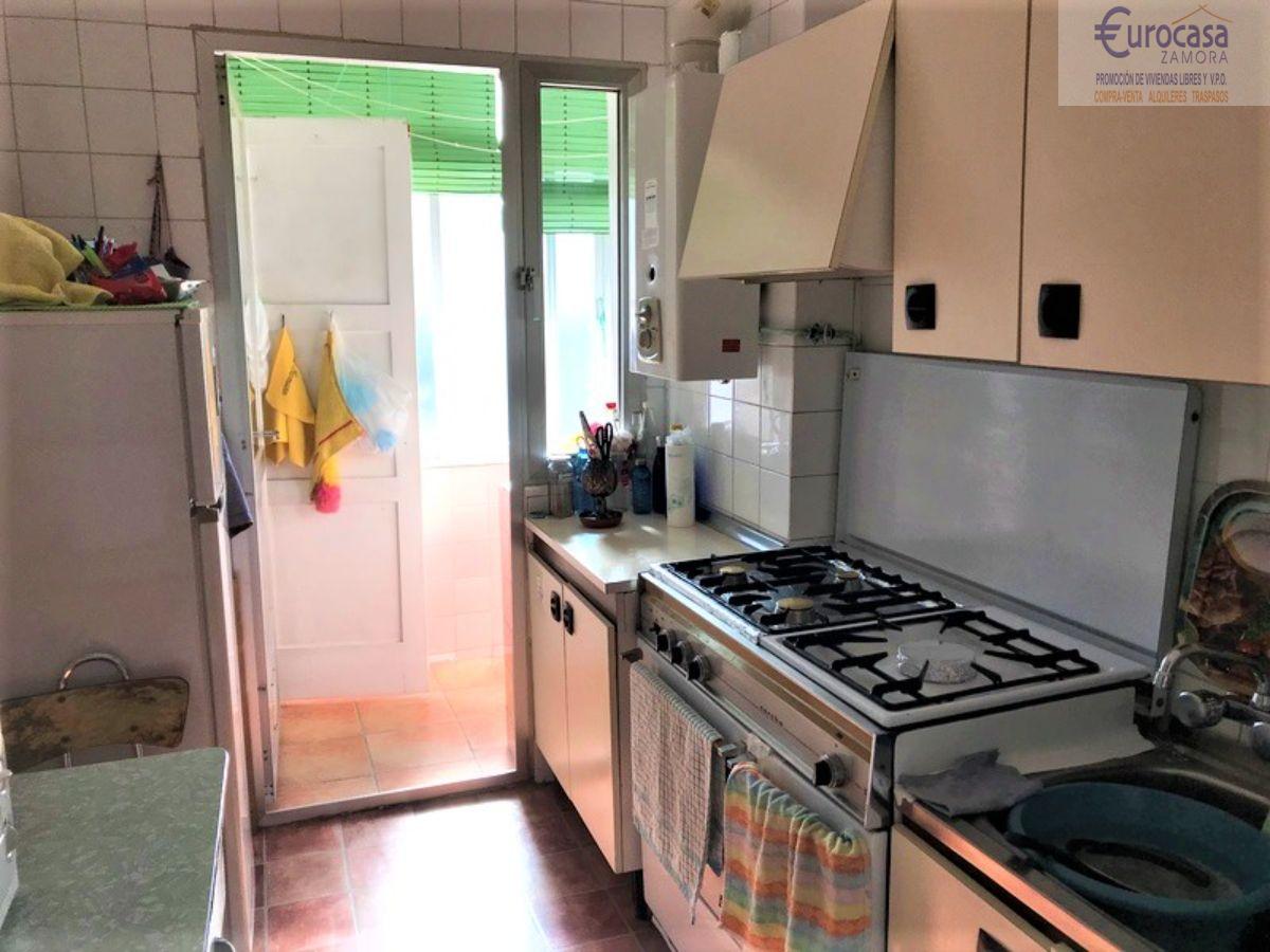 For sale of flat in Zamora