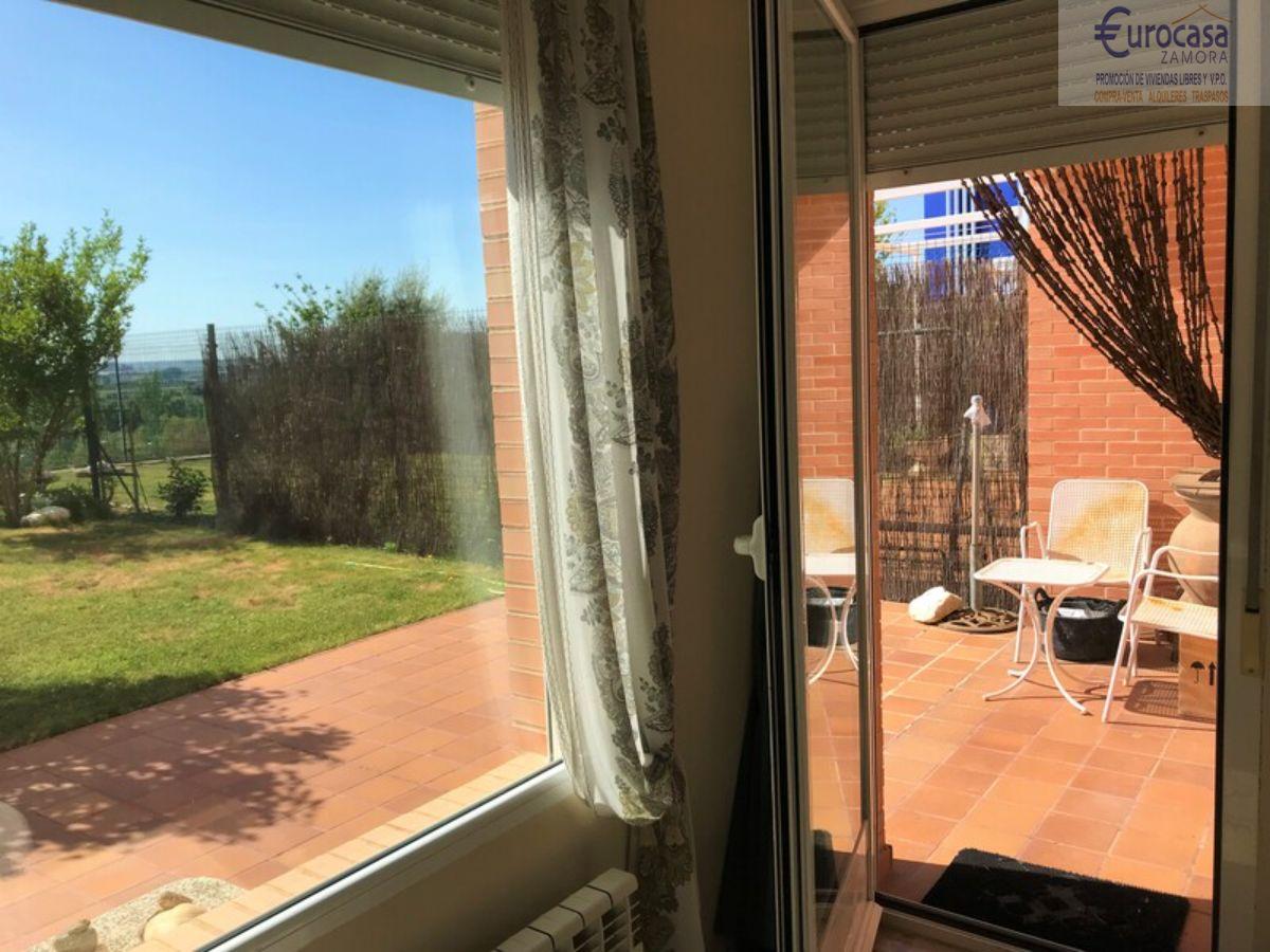 For sale of chalet in Zamora