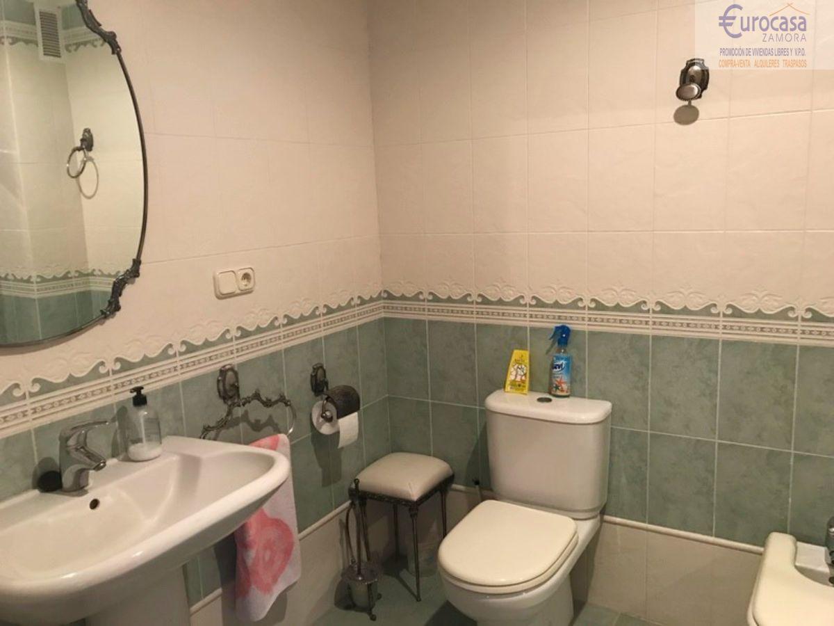 For sale of chalet in Zamora
