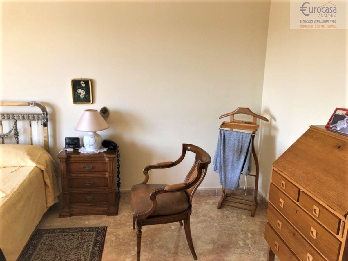 For sale of chalet in Zamora
