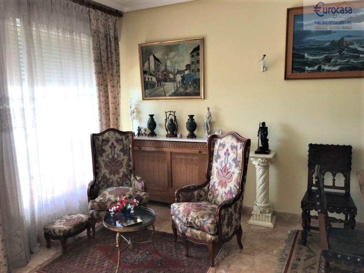 For sale of chalet in Zamora