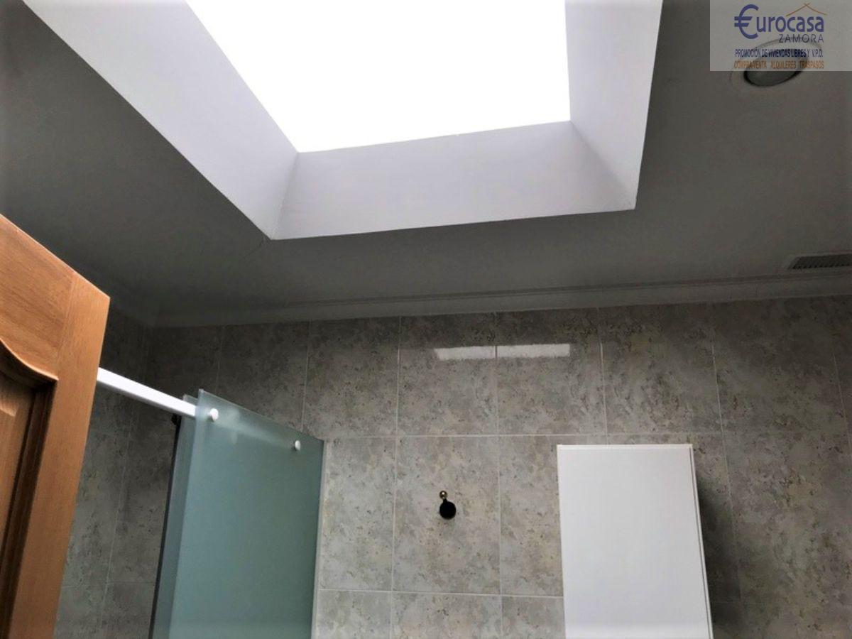For sale of chalet in Zamora