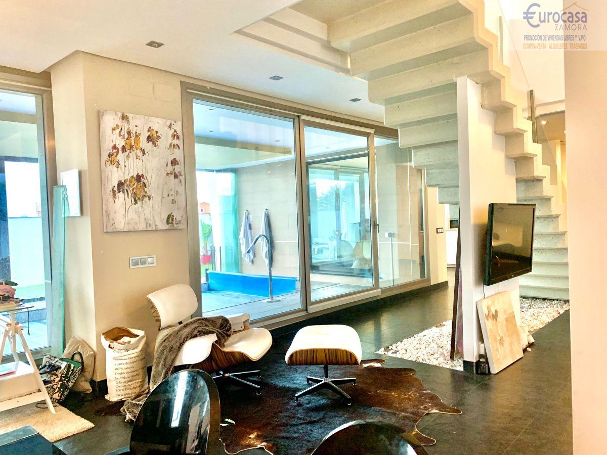 For sale of chalet in Moraleja del Vino