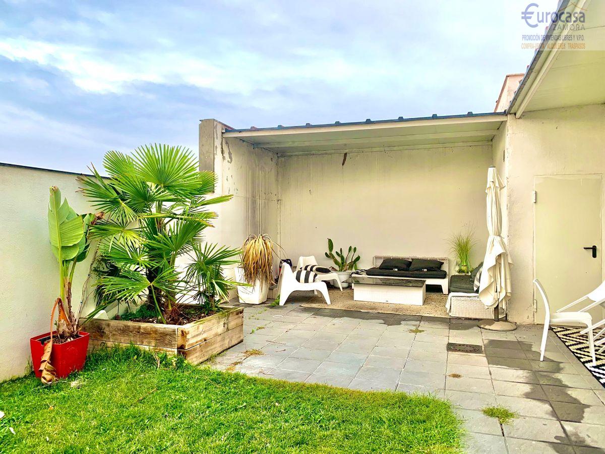 For sale of chalet in Moraleja del Vino