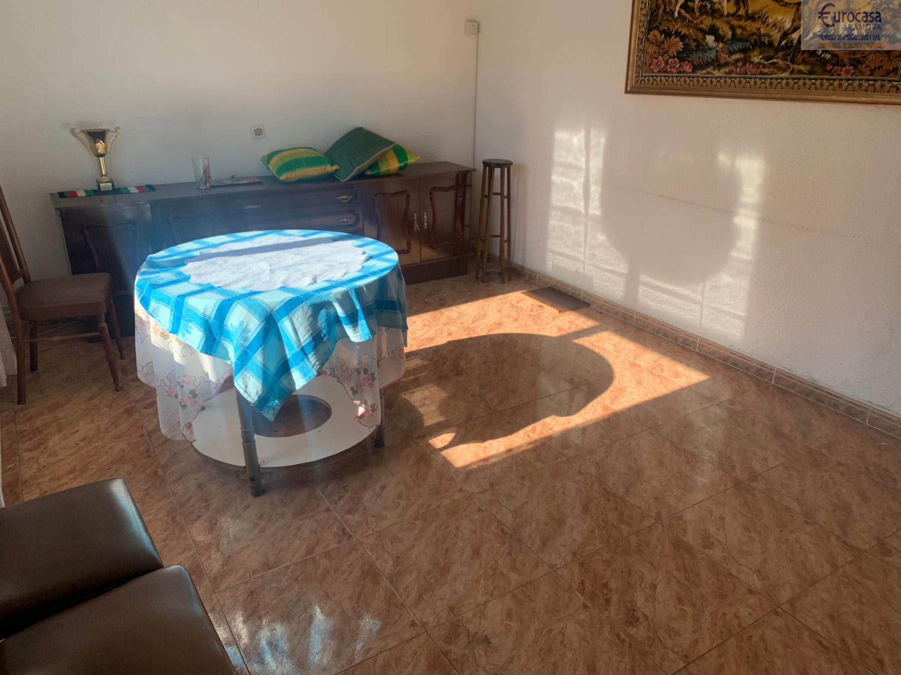For sale of flat in Zamora
