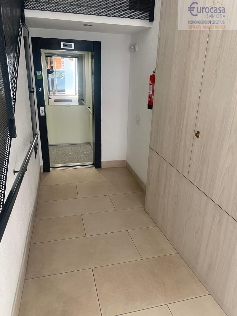 For sale of flat in Zamora