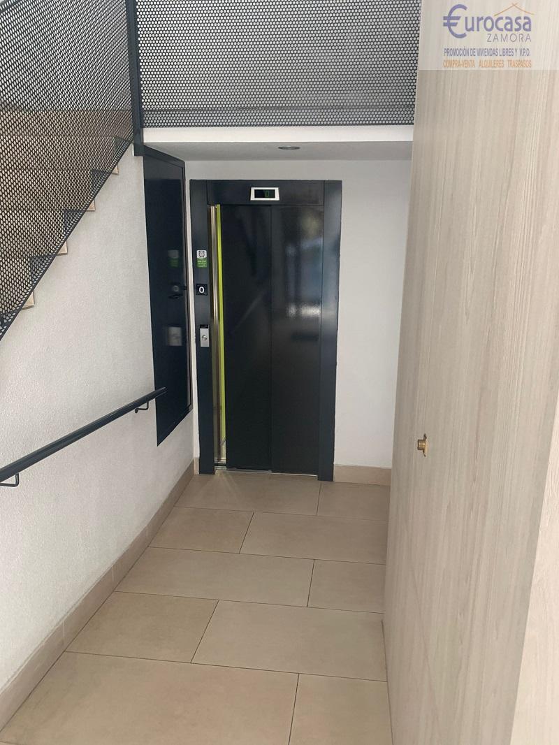 For sale of flat in Zamora
