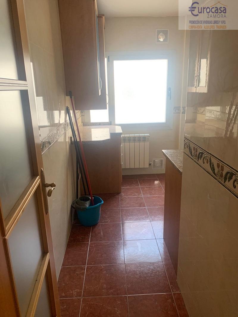 For sale of flat in Zamora