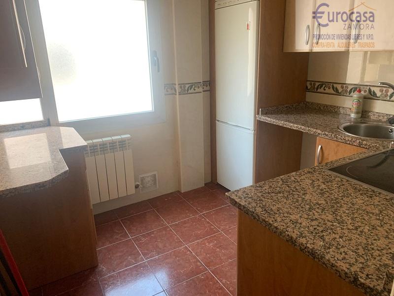 For sale of flat in Zamora