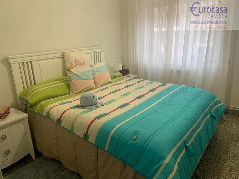 For sale of flat in Zamora