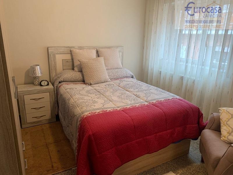 For sale of flat in Zamora