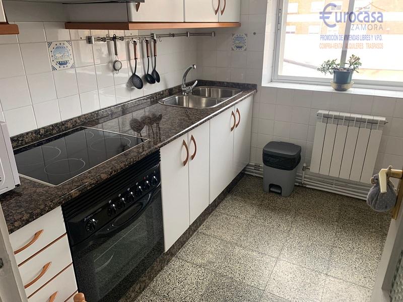 For sale of flat in Zamora