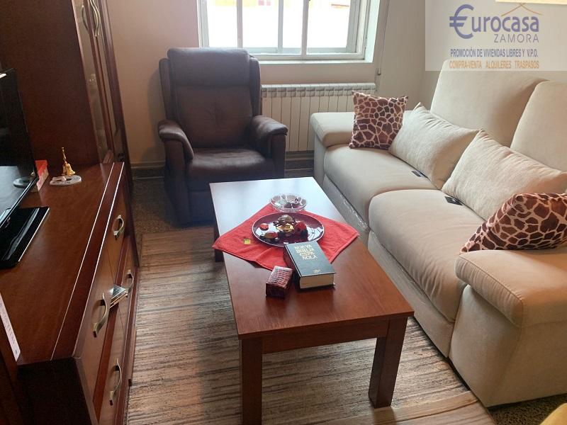 For sale of flat in Zamora