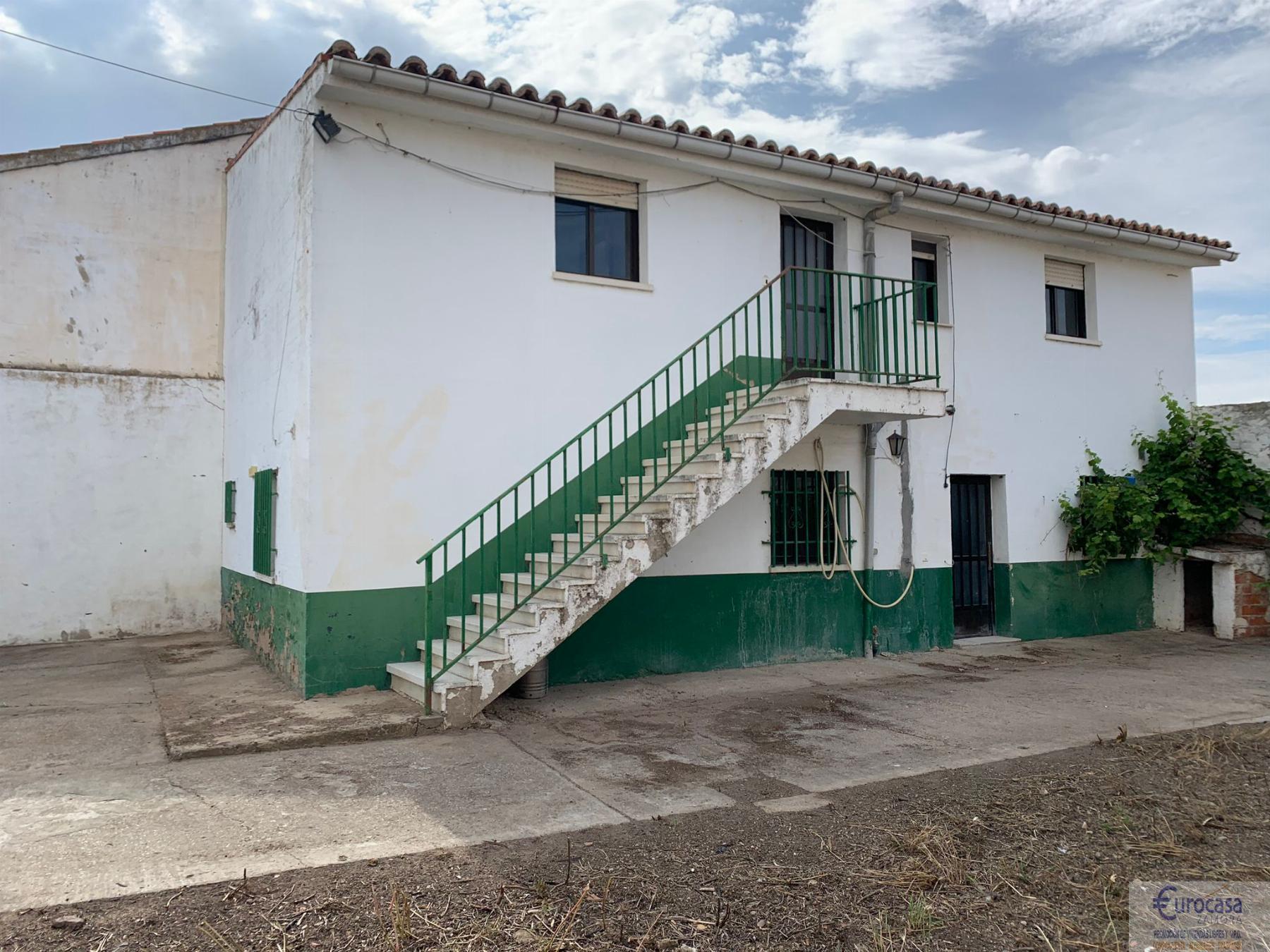 Casa en venta en centro, Villaralbo