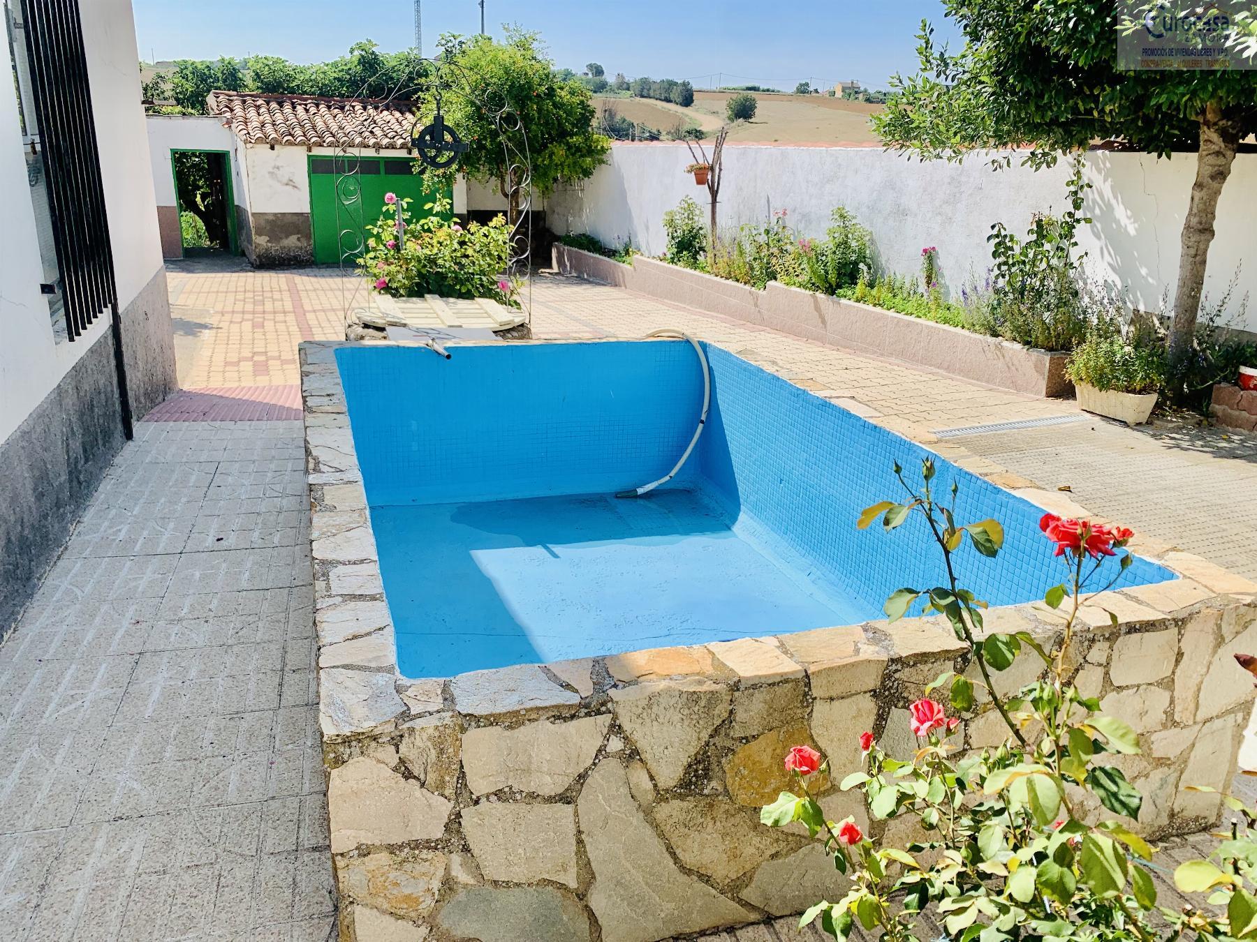 For sale of house in Morales del Vino