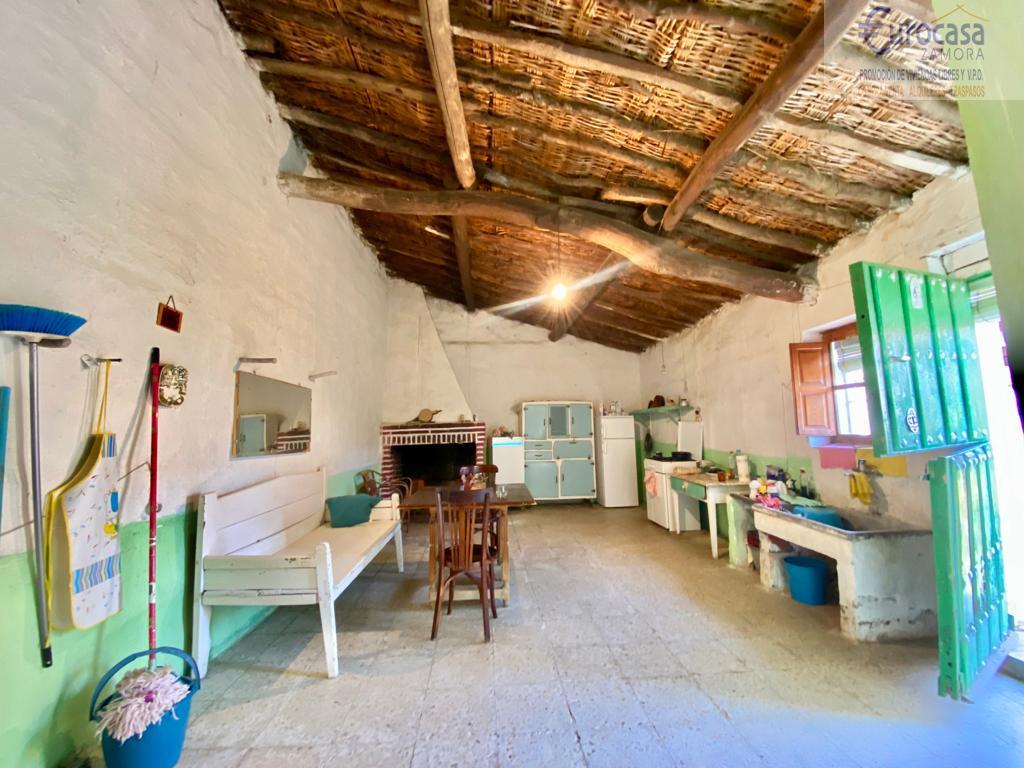 For sale of house in Zamora